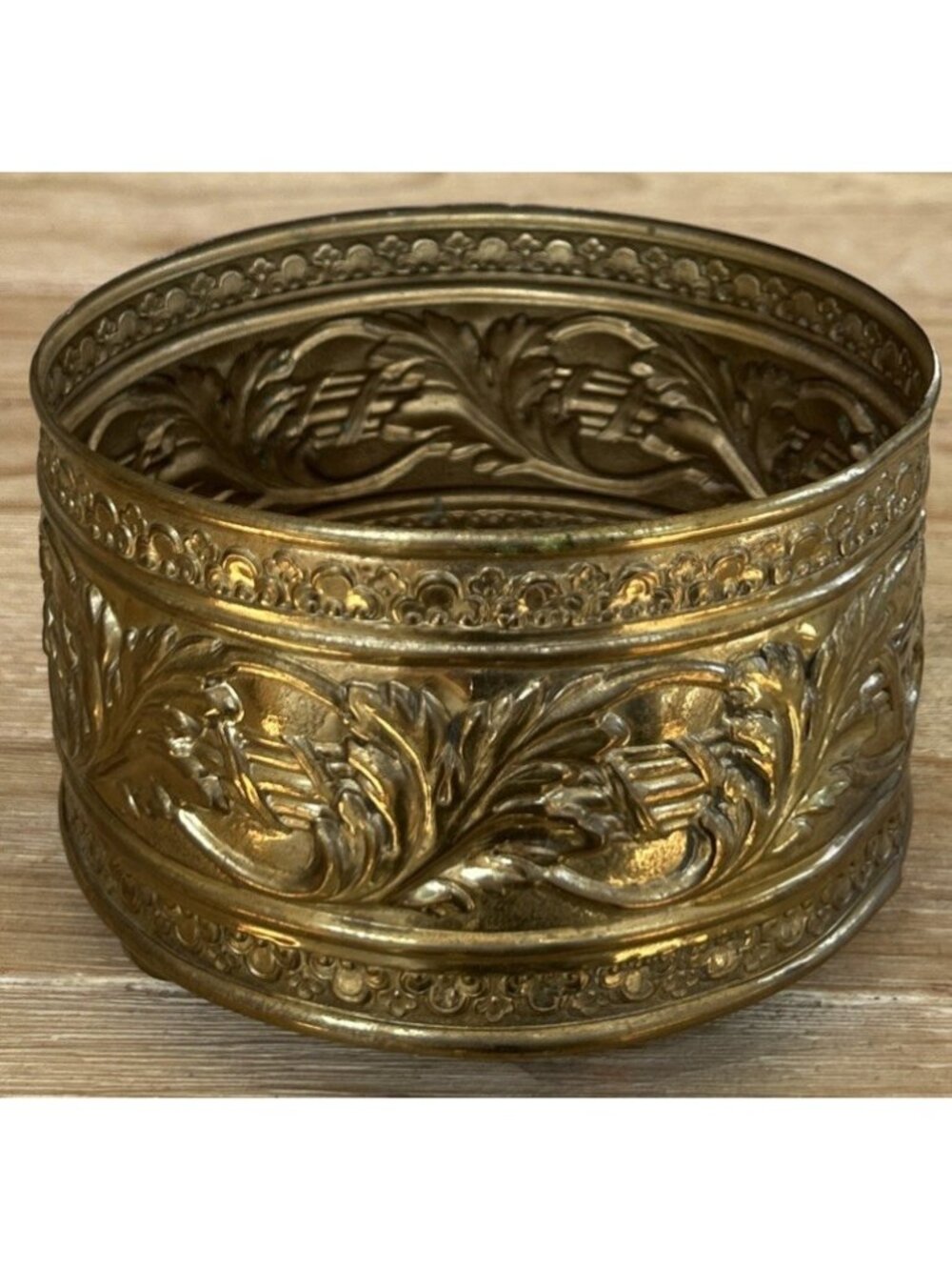 Vintage Brass Footed Jardiniere Cachepot Embossed Acanthus Leaf Planter 5 3/4”